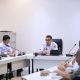 Sekda Pimpin Rapat Lintas Sektor, Pemkot Makassar Perkuat Penanganan Kabut Asap