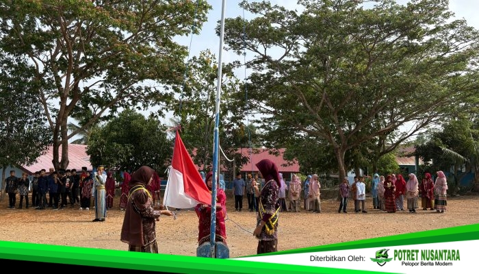 Peringati Sumpah Pemuda ke-98, SMPN 2 Maniangpajo Gelar Upacara dan Permainan Tradisional.